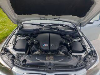 BMW M5 5.0 V10 373kW