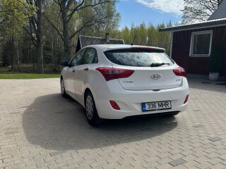 Hyundai i30 1.4 R4 16V 73kW