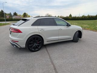 Audi SQ8 Carbon 4.0 V8 373kW