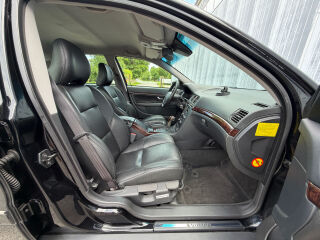 Volvo S80 Momentum 2.4 R5 D5 EURO3 120kW