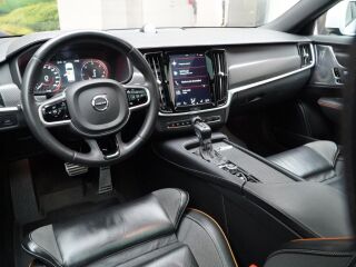Volvo V90 Cross Country 2.0 173kW