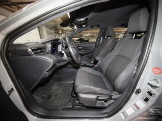 Toyota Corolla HYBRID ACTIVE E-CVT 1.8 Hybrid 72кВ
