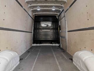 Volkswagen Crafter L4H3 N1 2.0 103kW