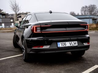 Polestar 2 Long Range Dual Motor Pilot Plus 300kW