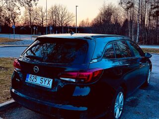 Opel Astra Sports Tourer+ 1.6 100кВ
