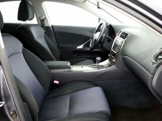 Lexus IS 250 Comfort ATM 2.5 153кВ