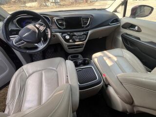 Chrysler Pacifica 3.6 214кВ