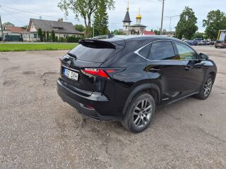 Lexus NX 300h 2.5 114кВ
