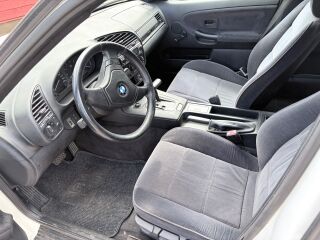 BMW 320 2.0 110kW