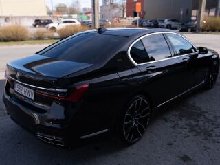BMW 730 3.0 195кВ