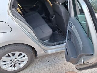 Volkswagen Golf 1.0 81kW