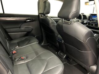 Toyota Highlander Premium Hybrid 2.5 140kW