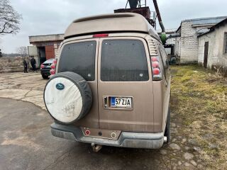 GMC Savana Long 5.7 V8 180kW