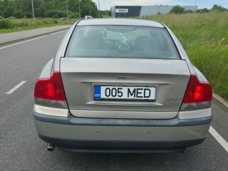 Volvo S60 2.4 103кВ