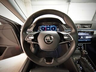 Skoda Superb Premium Edition 2.0 110кВ