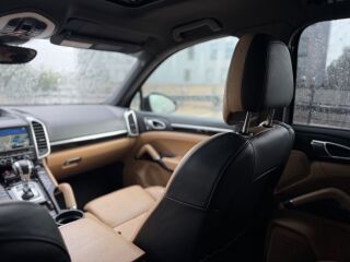 Porsche Cayenne FACELIFT SPORT DESIGN PACKAGE 3.0 D 176kW