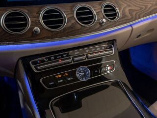 Mercedes-Benz E 220 LIMOUSINE 2.0 143kW
