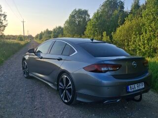 Opel Insignia 2.0 128kW