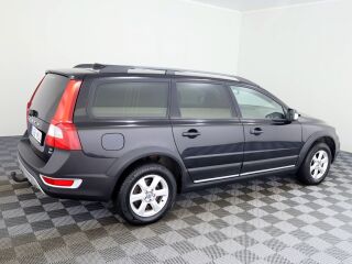 Volvo XC70 Summum AWD ATM 2.4 D5 136kW