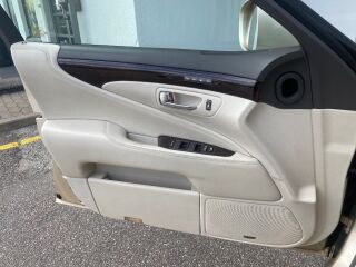 Lexus LS 460 President 4.6 280kW
