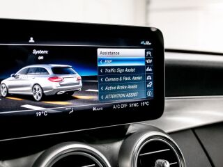 Mercedes-Benz C 220 d AMG Line Facelift 2.0 143kW
