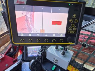 Takeuchi TVL12-V2 81kW