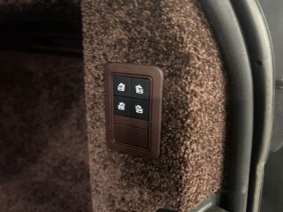Land Rover Range Rover Autobiography 2017MY 4.4 250кВ