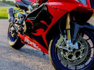Aprilia RSV 1000 R Factory 102kW