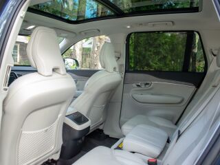 Volvo XC90 AWD DARK R-Design PLUS Intelli PRO Wntr 2.0 B5 KERS MHEV Kerghübriid MY2023 183kW