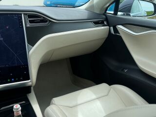 Tesla Model S 75D 158kW