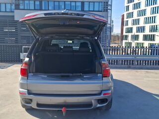 BMW X5 3.0 225кВ