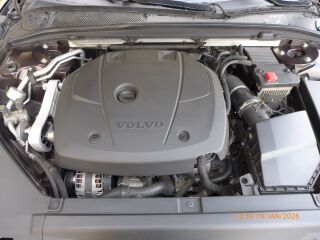 Volvo V90 Cross Country AWD Pro 2.0 R4 T5 184kW