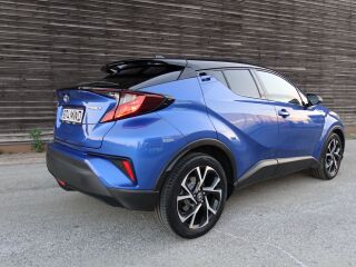 Toyota C-HR Hybrid Style 1.8 72кВ