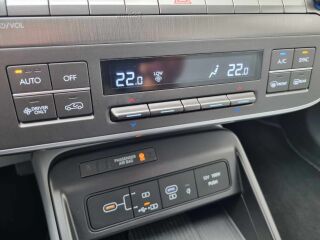 Hyundai Kona Premium 1.6 GDI 77kW