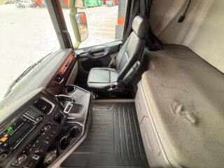 Scania R520 8x4 382kW