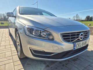 Volvo V60 2.0 140kW