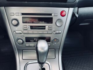 Subaru Legacy Luxury 4x4 3.0 180kW