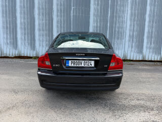 Volvo S80 Momentum 2.4 R5 D5 EURO3 120kW