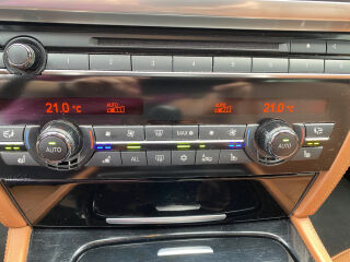 BMW 740 3.0 225kW
