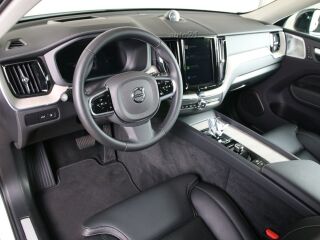 Volvo XC60 AWD ULTRA DARK LUXURY XENIUM FULL 2.0 T6 Long Range Plug-In-Hybrid 293kW