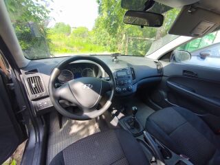 Hyundai i30 1.6 93kW
