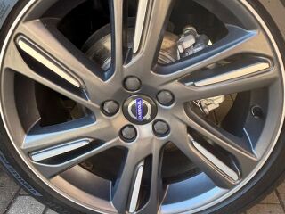 Volvo V40 Cross Country 2.0 110kW