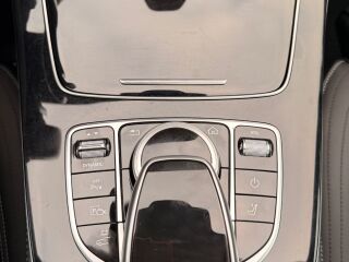Mercedes-Benz E 300 AMG Night Package 2.0 143кВ