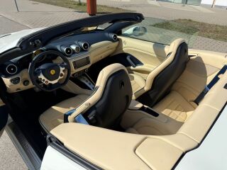 Ferrari California T er 3.9 V8 412kW