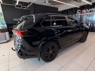 Toyota RAV4 Black Edition 2.5 131kW