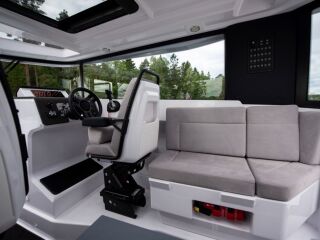 XO EXPLR 9 MERCURY VERADO V8 300hj 221kW