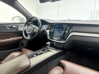 Volvo V60 T6 Inscription AWD 2.0 228кВ