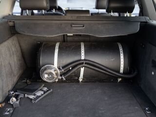 Volkswagen Touareg 4.2 228кВ