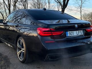 BMW 750 M Sport 4.4 330kW