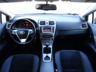 Toyota Avensis Touring Executive Facelift EU5 2.0 R4 D-4D TDI 91kW